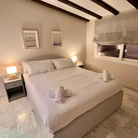 Sea Views Holiday home